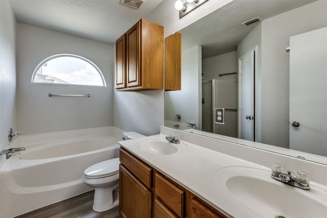 1514 Paint Brush Dr, House other with 3 bedrooms, 2 bathrooms and 2 parking in Lockhart TX | Image 14