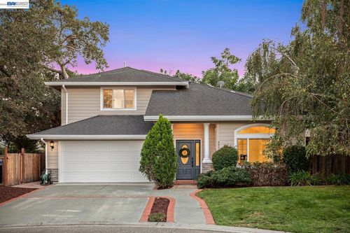 982 Wilson Ct, Campbell, CA, 95008-4569 | Card Image