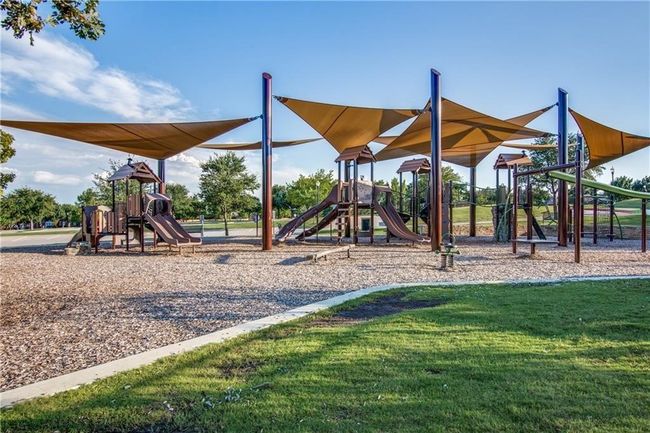 9616 Barksdale Dr, House other with 5 bedrooms, 4 bathrooms and null parking in Fort Worth TX | Image 37