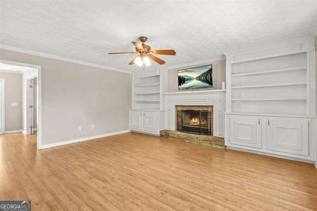 182 Garden Manor Ct, House other with 3 bedrooms, 3 bathrooms and 2 parking in Loganville GA | Image 8