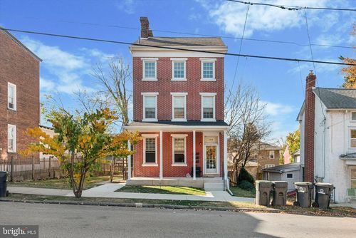 apt-3-144 Starr St, PHOENIXVILLE, PA, 19460-3874 | Card Image