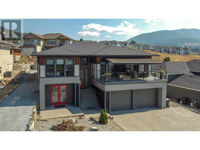 6539 Blackcomb Pl, House other with 5 bedrooms, 3 bathrooms and 5 parking in Vernon BC | Image 2