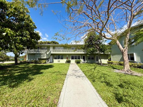 62 Easthampton C, West Palm Beach, FL, 33417-1911 | Card Image