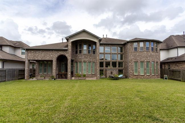 2218 Pleasant Hill Dr, House other with 5 bedrooms, 5 bathrooms and 3 parking in Friendswood TX | Image 43
