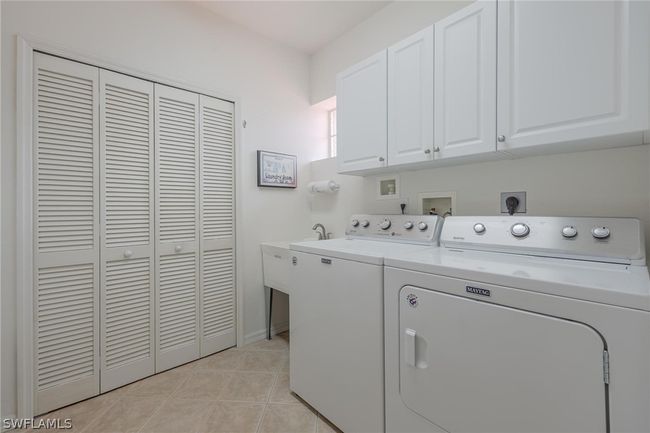 2304 - 15153 Oxford Cove, Condo with 2 bedrooms, 2 bathrooms and null parking in Fort Myers FL | Image 39