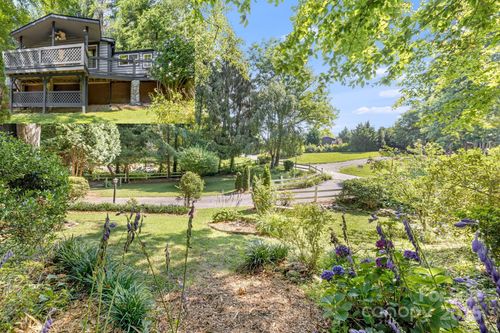 19 Timbers Edge Ln, Fairview, NC, 28730-9770 | Card Image