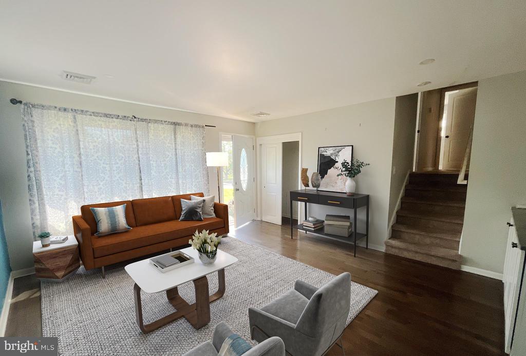 Residential in SELLERSVILLE 4