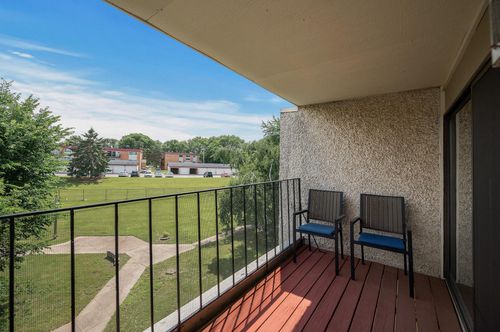 apt-311-4130 Rahn Rd, Eagan, MN, 55122-2189 | Card Image