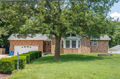 2364 Marine Rd, Highland, IL, 62249-3908 | Card Image