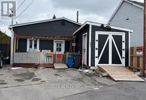 743 Regent St, Hawkesbury, ON, K6A1G5 | Card Image