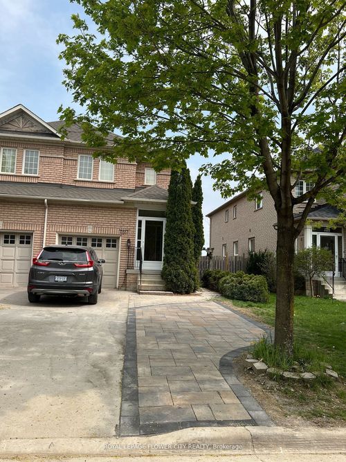 legal-basement-7227 Para Pl, Mississauga, ON, L5W1K4 | Card Image