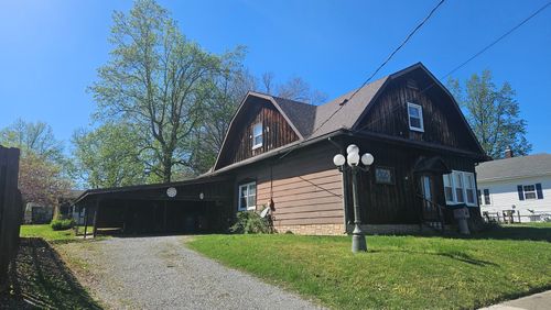 906 Barham Ave, Johnston City, IL, 62951-1719 | Card Image