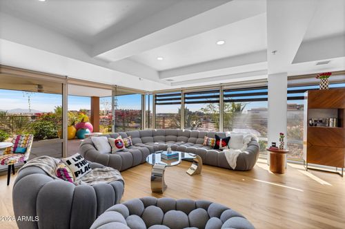 5006-7157 E Rancho Vista Dr, Scottsdale, AZ, 85251-1494 | Card Image