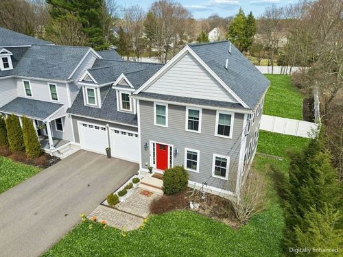 82-82 Pleasant St, Medfield, MA, 02052-2614 | Card Image