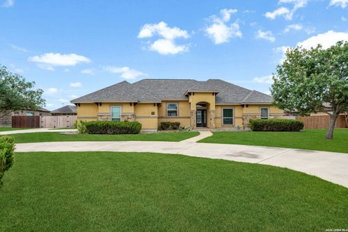 1633 Camden Ln, Pleasanton, TX, 78064-1757 | Card Image