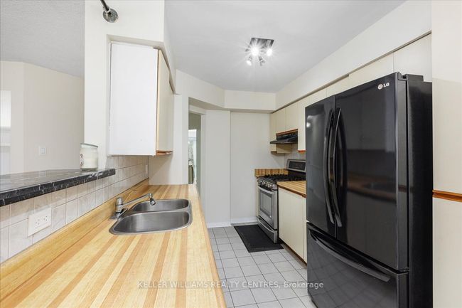 35 Anderson Pl, Condo with 3 bedrooms, 4 bathrooms and 1 parking in Aurora ON | Image 18