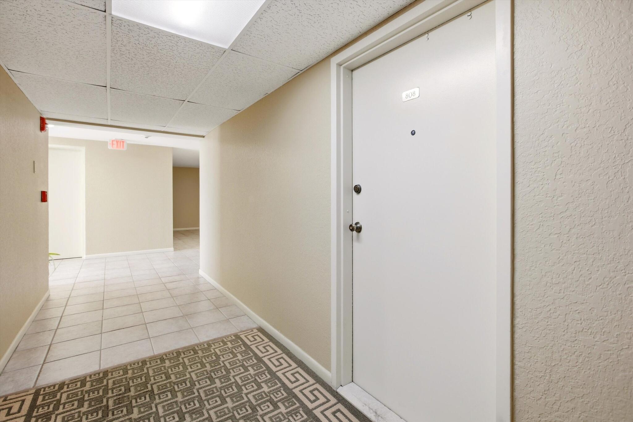 Residential in South Palm Beach 5