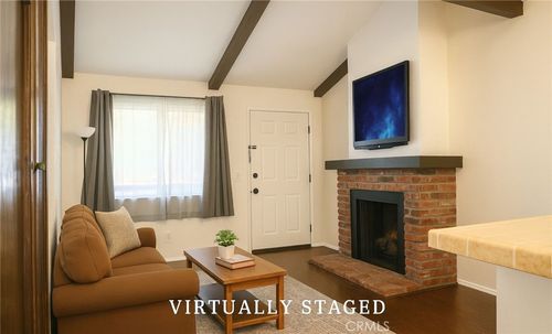 apt-206-7125 Shoup Ave, West Hills, CA, 91307-2382 | Card Image