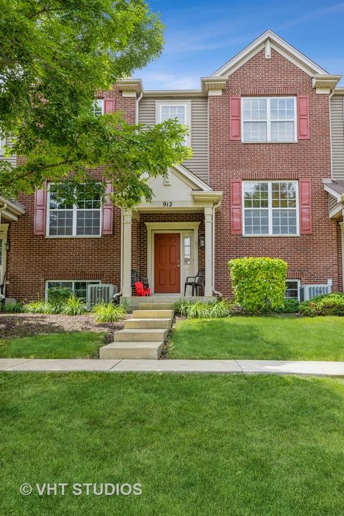 912 Neudearborn Ln, Naperville, IL, 60563-4171 | Card Image