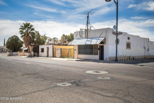 719 N Mesquite St, Las Cruces, NM, 88001-2284 | Card Image