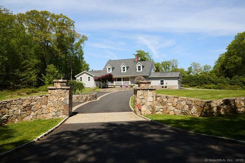 17 Grays Farm Rd, Weston, CT, 06883-3004 | Card Image