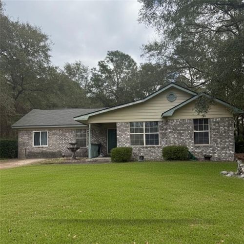 329 Jefferson Cir Se, Allenhurst, GA, 31301-5564 | Card Image