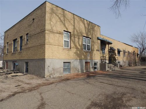 729 Carbon Avenue, Bienfait, SK, S0C0M0 | Card Image