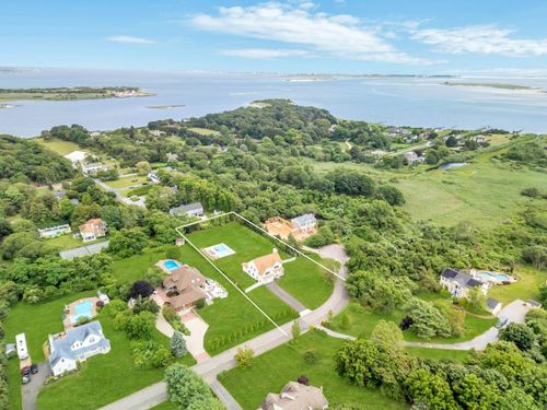 9 Tuthill Point Farm Rd, East Moriches, NY, 11940-1230 | Card Image