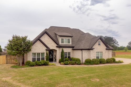 1123 Lake Spencer Dr, Tuscumbia, AL, 35674-4355 | Card Image