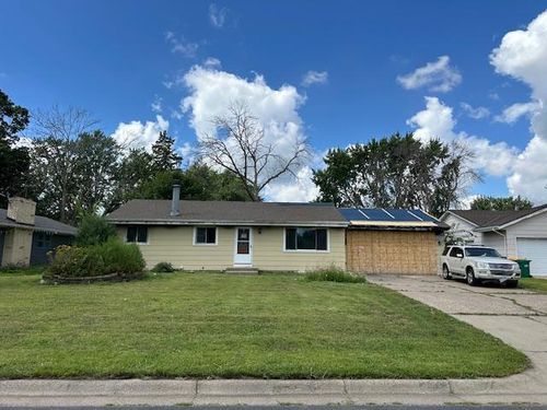 7013 Knox Ave N, Brooklyn Center, MN, 55430-1015 | Card Image