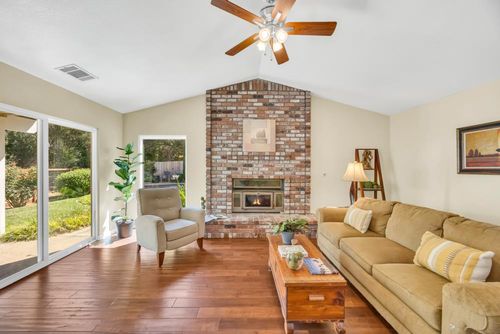 2962 Windsor Ct, Rescue, CA, 95672-9685 | Card Image