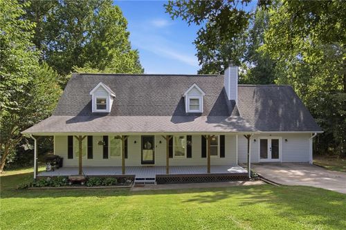 65 Tradewinds Rd, Cleveland, GA, 30528-4562 | Card Image