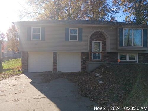 2912 Iva Drive, Independence, MO, 64057 | Card Image