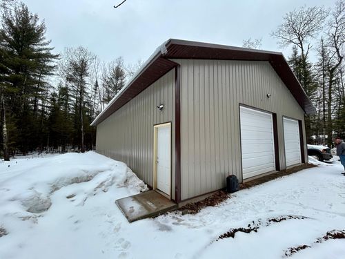 4674 Willow Dr, Eagle River, WI, 54521-9101 | Card Image
