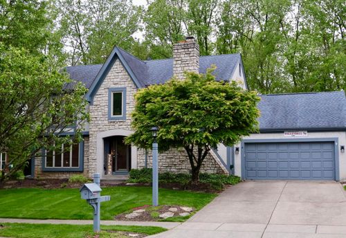 6741 Lakeside Cir W, Worthington, OH, 43085-2876 | Card Image