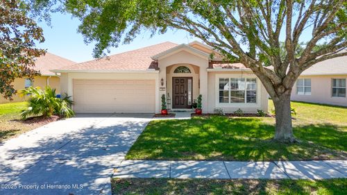 1082 Nodding Shade Dr, BROOKSVILLE, FL, 34604-1435 | Card Image