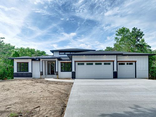631 Callahan Pl, Mendota Heights, MN, 55118-4337 | Card Image