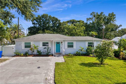 417 Hampton Ave Ne, St. Petersburg, FL, 33703-1525 | Card Image