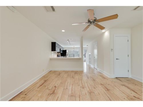 apt-102-1101 Grove Blvd, Austin, TX, 78741-3441 | Card Image