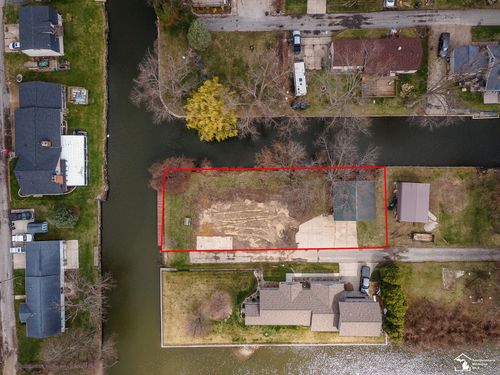 4332 Naples Dr, Luna Pier, MI, 48157-9724 | Card Image