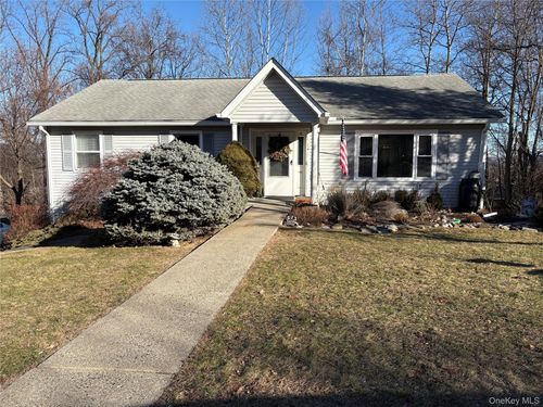 9 Rakentine Ln, Garnerville, NY, 10923-1840 | Card Image