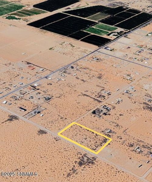 124 Hendrich Rd, Chaparral, NM, 88081-8010 | Card Image