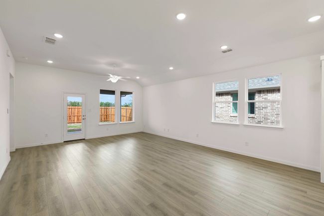 1408 Abbott Creek Rd, House other with 4 bedrooms, 3 bathrooms and null parking in Celina TX | Image 5