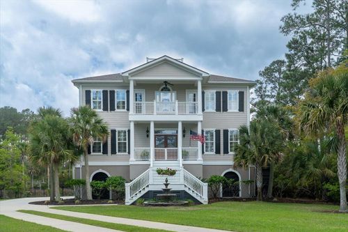 3547 Holmgren St, Mount Pleasant, SC, 29466-8372 | Card Image
