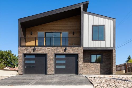 861 9th St W, Kalispell, MT, 59901 | Card Image
