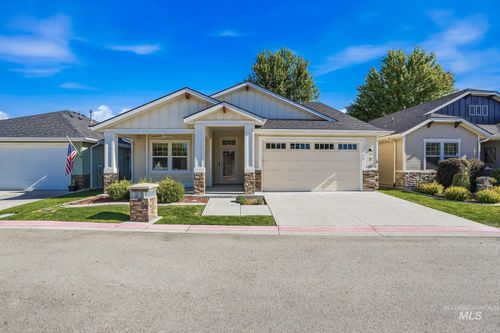 9-421 S Curtis Rd, Boise, ID, 83705-7000 | Card Image
