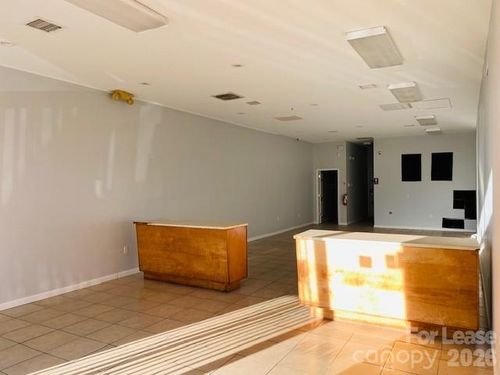 117 Vandiver Dr, Lincolnton, NC, 28092-0911 | Card Image