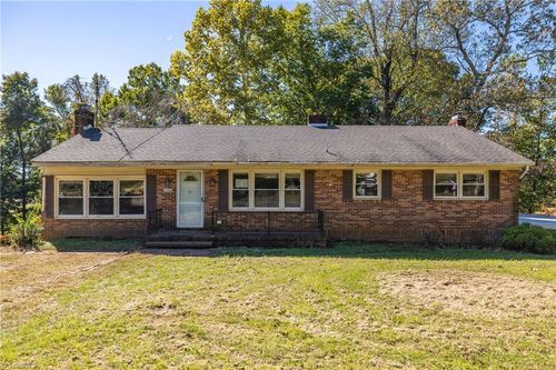 1109 Shady Ln, Madison, NC, 27025-9341 | Card Image