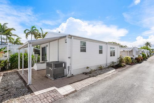 h-13 Hibiscus Dr, Briny Breezes, FL, 33435-7377 | Card Image