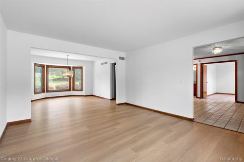 41925 Waterwheel Rd, Northville, MI, 48168-2248 | Card Image